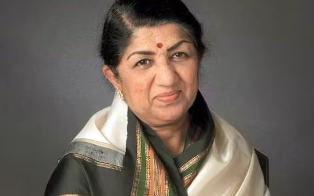 Lata Mangeshkar Biography: Early Life, Songs, Awards and Legacy