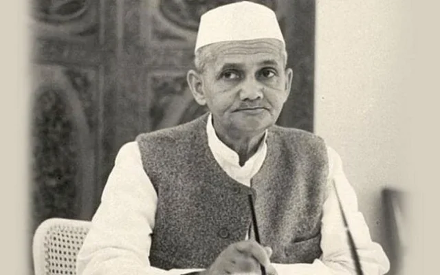 Lal Bahadur Shastri Biography: Early Life, Prime Minister, Tashkent and Legacy