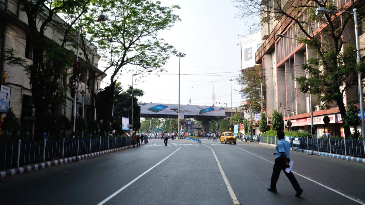 Park Street and Chowringhee crossing in Kolkata