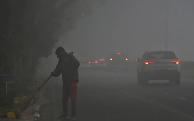 Delhi Air Quality Falls to ‘Poor’ at AQI 226 as CAQM Invokes GRAP Stage 1 Across Delhi-NCR