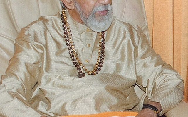 Bal Thackeray Biography: Early Life, Cartoonist, Shiv Sena Founder, Politics, Controversies and Family