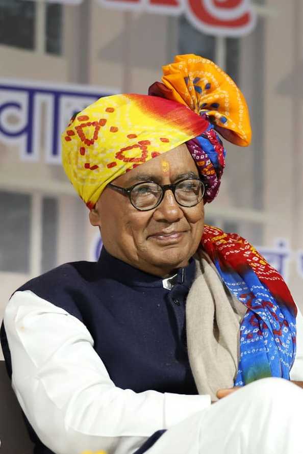 Digvijaya Singh wearing a colourful turban