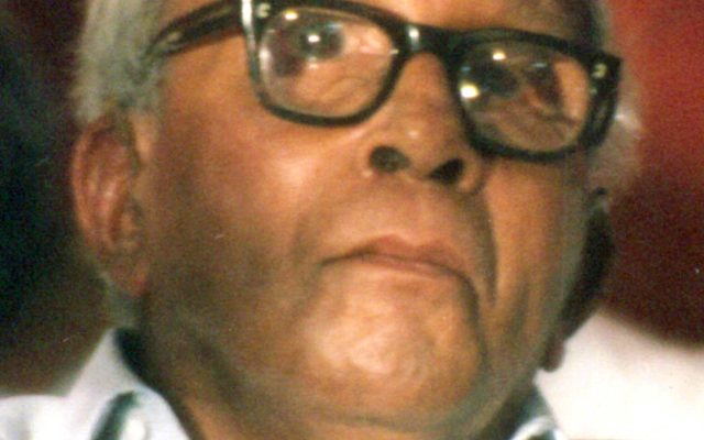 E. M. S. Namboodiripad Biography: Early Life, First Communist Chief Minister, Land Reform and Legacy