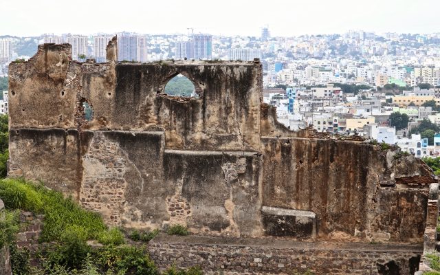 Golconda Fort: From Mud Fort to Granite Citadel and the Story of the Diamond Capital