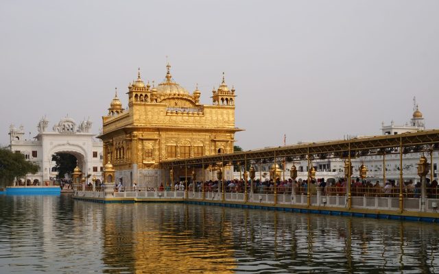 Golden Temple (Harmandir Sahib): Story Behind Its Structure, Gold Leaf and Rebuilding in Amritsar