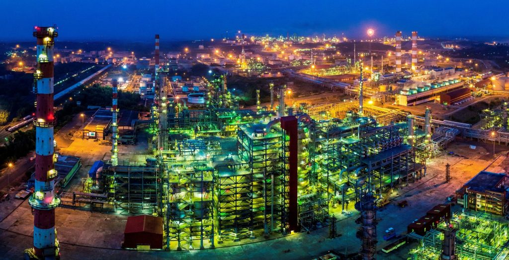 Night view of the MRPL oil refinery at Mangalore lit up