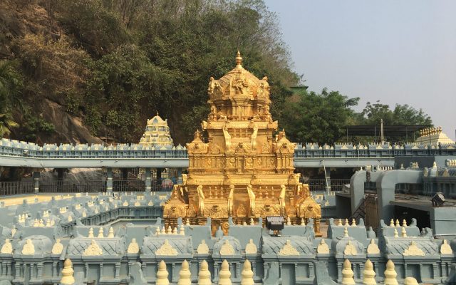 Over 90,000 Devotees on First Day of Sarannavaratri Festivities at Vijayawada’s Indrakeeladri