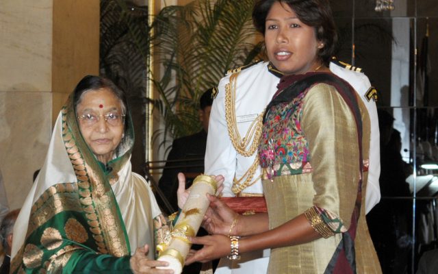 Jhulan Goswami Biography: Age, Early Life, Career, Records, Retirement and Awards