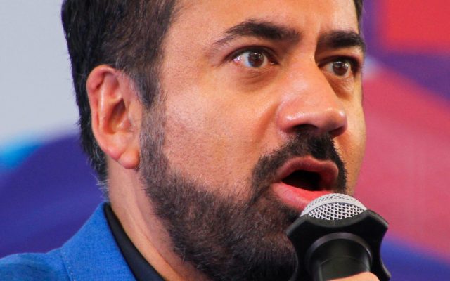 Kal Penn Biography: Age, Early Life, Harold and Kumar, The Namesake, White House Job and Personal Life