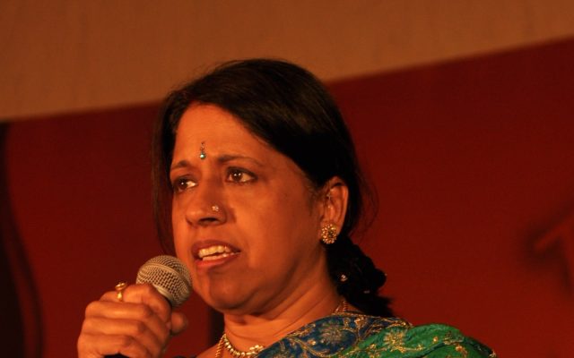 Kavita Krishnamurthy Biography: Early Life, Playback Career, Hawa Hawai, Filmfare Awards and Family