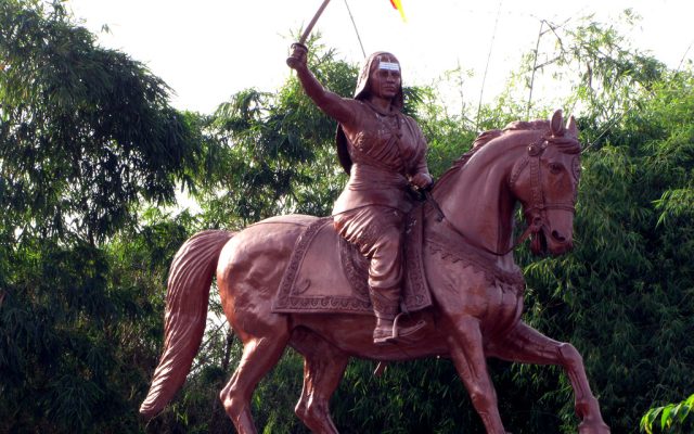 Kittur Chennamma Biography: Early Life, Revolt Against the British in 1824, Captivity and Legacy
