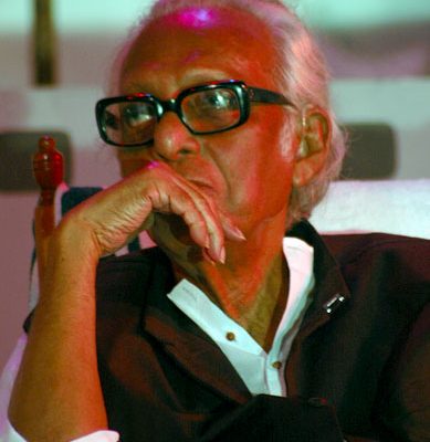 Mrinal Sen Biography: Early Life, Bhuvan Shome, Calcutta Trilogy, Films, Awards and Legacy
