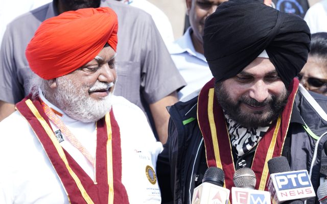 Navjot Singh Sidhu Biography: Age, Early Life, Cricket Career, Television, Politics and Family