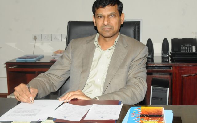 Raghuram Rajan Biography: Age, Education, RBI Governor, Books and Career