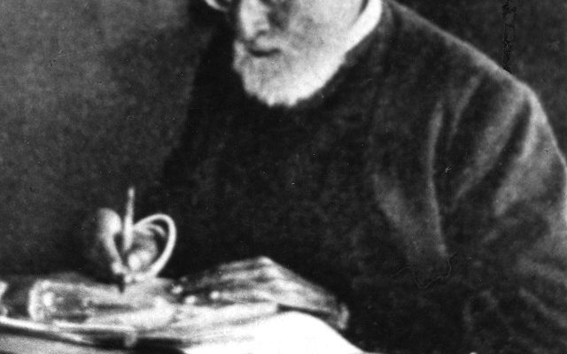 Surendranath Banerjee Biography: Early Life, ICS Dismissal, Indian Association, Congress President and Legacy