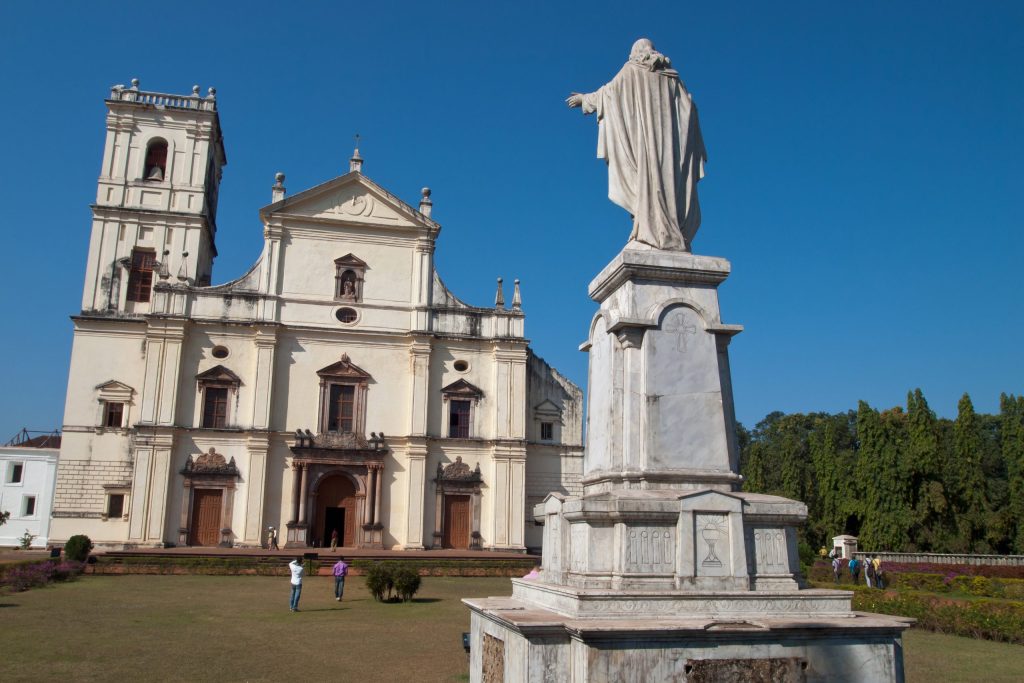 The white facade and single bell tower of the Se Cathedral at Old Goa