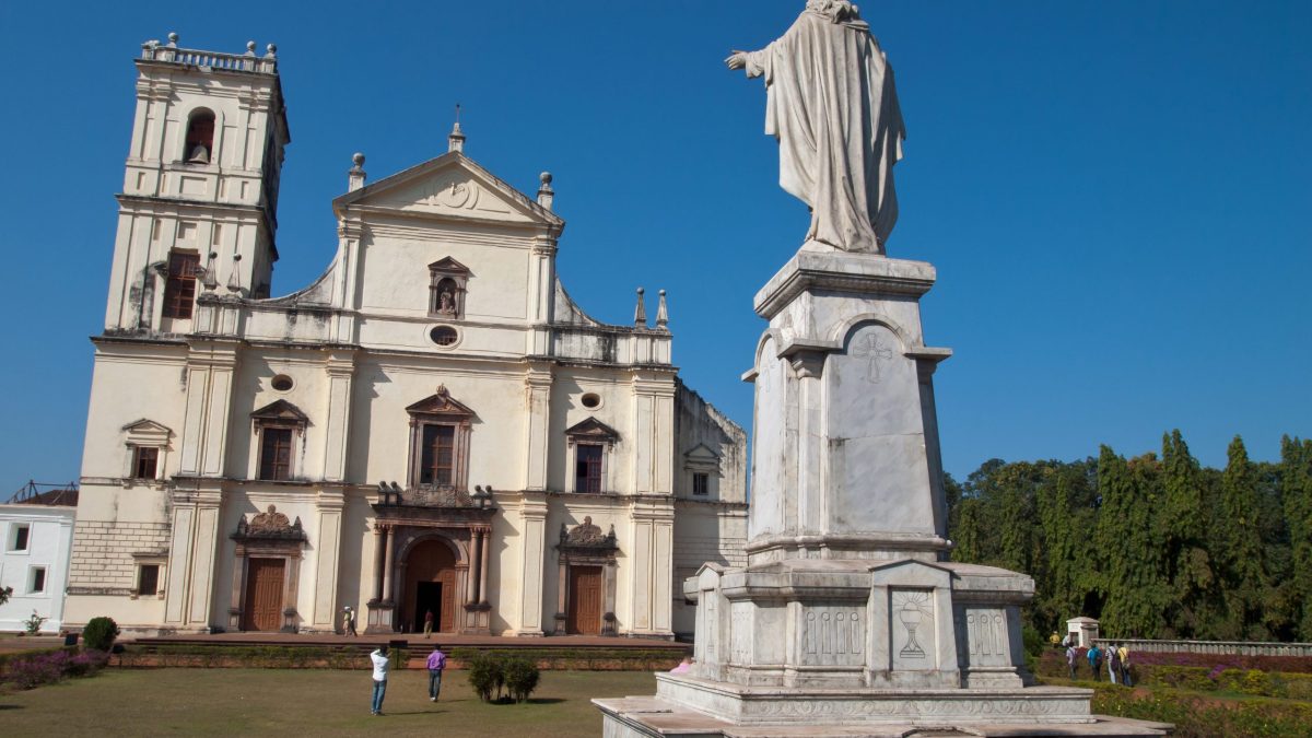 The white facade and single bell tower of the Se Cathedral at Old Goa