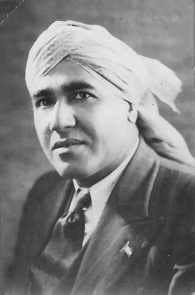 Udham Singh in a turban, suit and tie