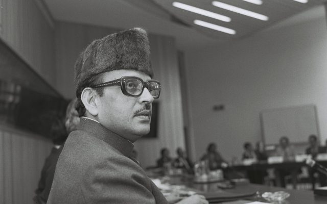 V. P. Singh Biography: Early Life, Uttar Pradesh Chief Minister, Bofors, Prime Minister and Mandal