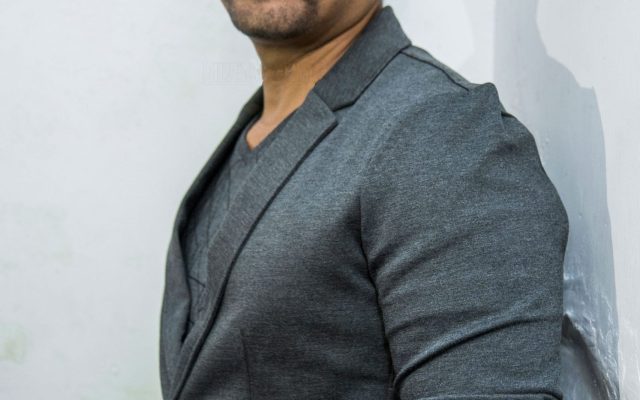 Vikram Biography: Age, Early Life, Sethu, Pithamagan, Anniyan, Awards, Wife and Family