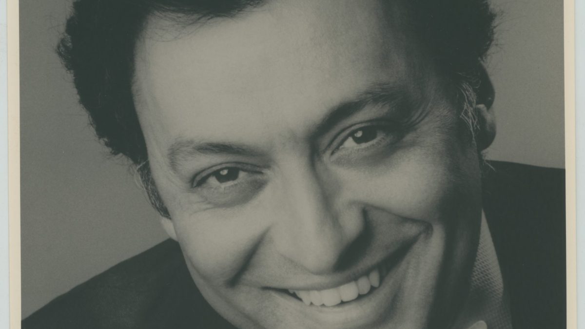 Black-and-white portrait of Zubin Mehta in 1985